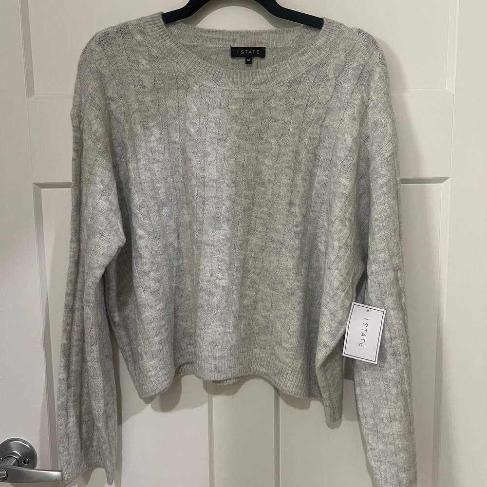 I.SATÉ Light Gray Cable Crewneck Sweater